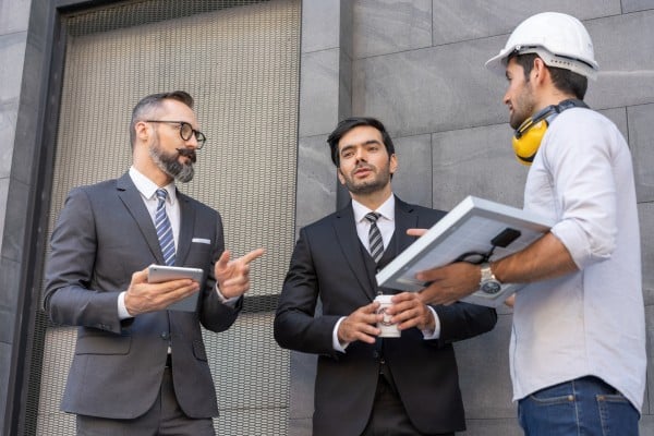 Políticas e Regulamentações no Setor de Construção