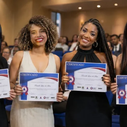 Projeto Mulheres Mãos à Obra Qualifica Nova Turma em Volta Redonda