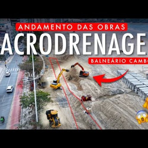 Andamento das obras de macrodrenagem  na praia em Balneário Camboriú