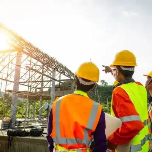 • Crise ou crescimento? O que os dados revelam sobre a construção civil brasileira em 2025